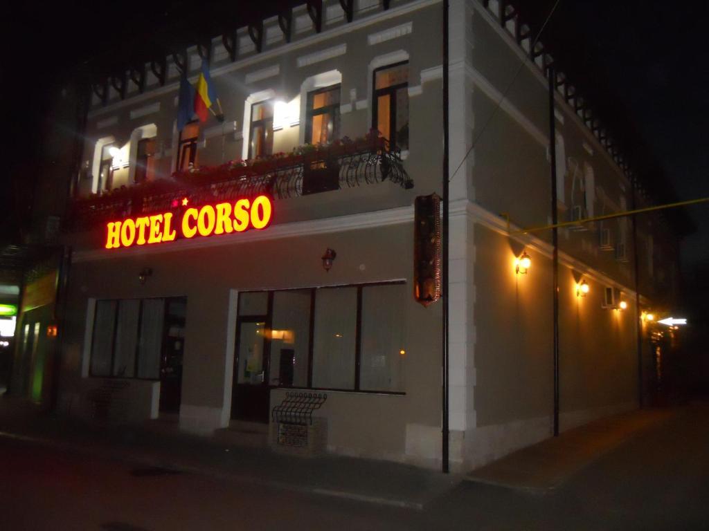 Hotel Corso Buzau Ngoại thất bức ảnh